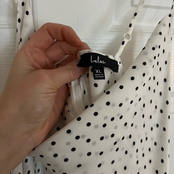 Gently Used White Lulus dress with Cowl neck - Picture 6 of 6